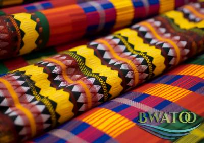 bguinziemba_Authentic_Ghanaian_Kente_Cloth_-_Traditional_Handwo_3e6ced4b-f29d-48b8-82ba-a0d4ad1c76de
