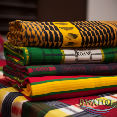 Authentic Ghanaian Kente Cloth – Traditional Handwoven Fabric